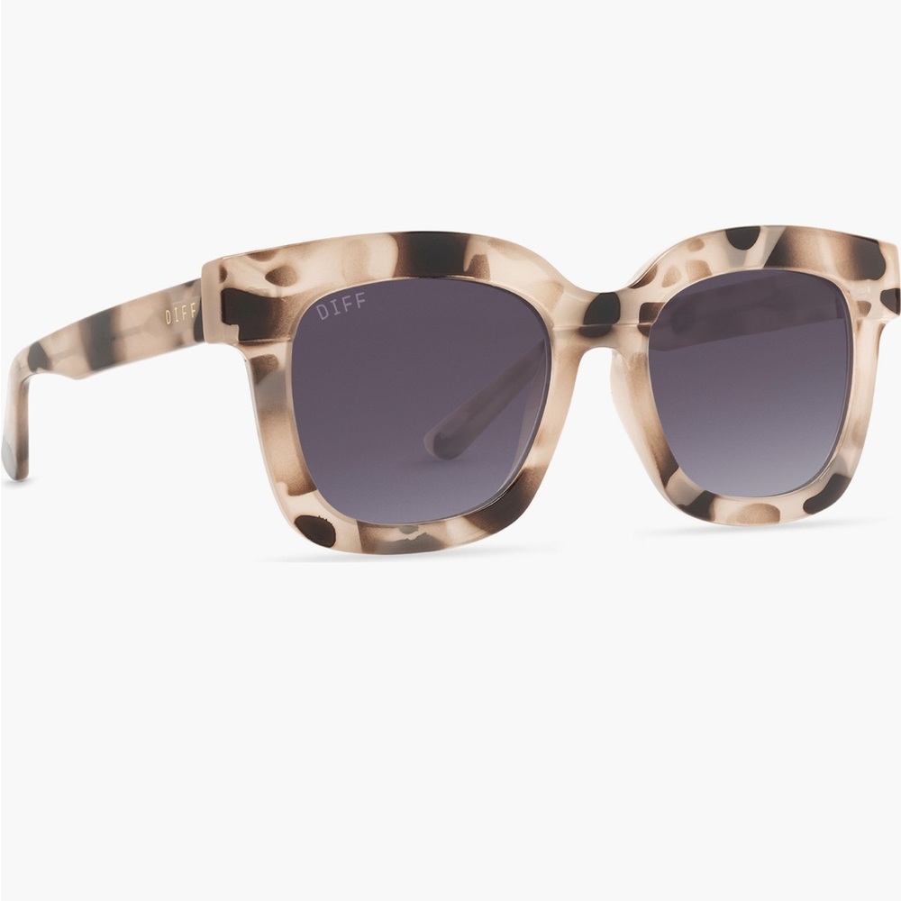 Diff ladies 56mm makay square sunglasses with case - Picture 2 of 7